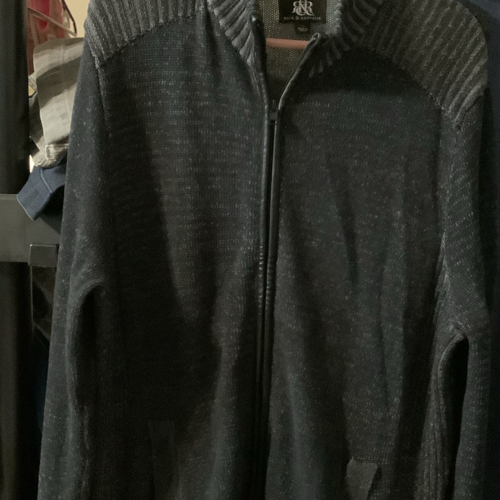 Rock‎ & Republic Dark Gray Zip-Up Sweater, XL, zippered sleeves,